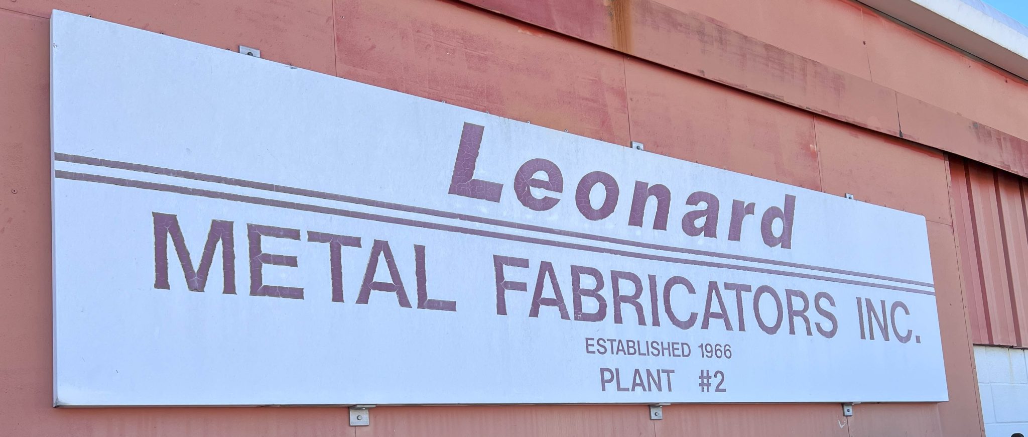 About – Leonard Metal